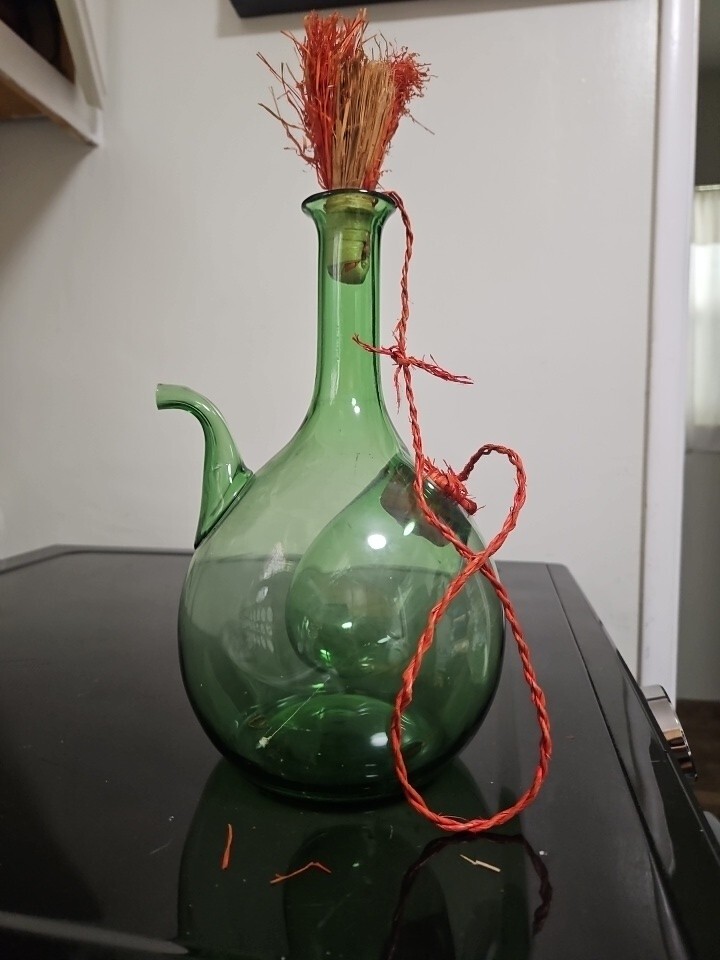 VTG HAND BLOWN GREEN GLASS WINE BOTTLE DECANTER WITH ICE CHAMBER FROM ITALY