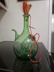 VTG HAND BLOWN GREEN GLASS WINE BOTTLE DECANTER WITH ICE CHAMBER FROM ITALY