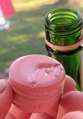 Vintage 1968 UNITED VITNER&rsquo;S INC Green Glass Wine Bottle Org Pink Lid Beautiful