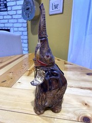 VINTAGE VETROPELLE LEATHER WRAPPED ELEPHANT WINE BOTTLE ITALY With Labels