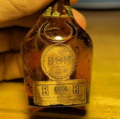 Vintage Labeled Amber Benedictine Sample Wine Bottle Bande New York Liquor