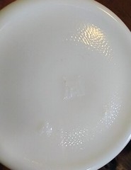 Vintage Hazel – Atlas Swirl Milk Glass Decanter Bottle W/Lid Excellent (K1)