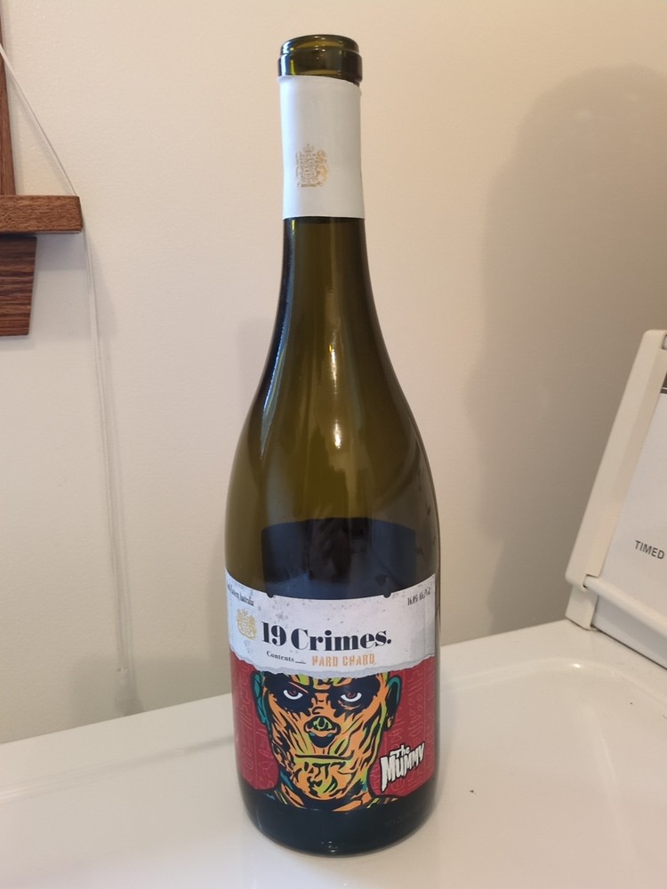 19 Crimes Empty Mummy Bottle With Cork