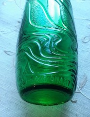 Vintage Ripple Gallo Flavor Guard Emerald Green Glass Wine Bottle 4/5 QT