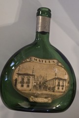 Vintage Green Mateus Rose Portugal Sogrape Still Empty Wine Bottle 1 PT 9 FL OZS