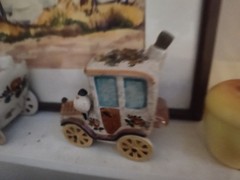 Casa de Cola Decanter Ceramic Car Vintage empty