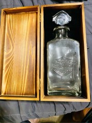 Harley Davidson 36oz Whiskey Classic Decanter w/ Original Wood Box NEW