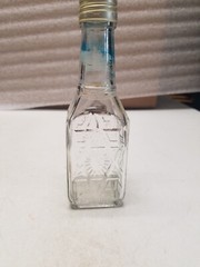 Manischewitz 2/5 Pint Wine Bottle (V)