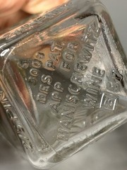 Vintage Manischewitz 2/5 Pint Clear Embossed Glass Wine Bottle Seder Kosher Bar