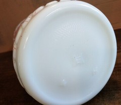 Vintage Hazel – Atlas Swirl Milk Glass Decanter Bottle W/Lid Excellent (K1)