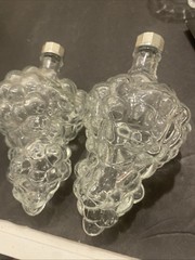 VTG CLEAR GLASS GRAPES CLUSTER SHAPED WINE BOTTLE DECOR DECANTER Set Of 2 Pp