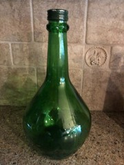 Vintage Gallo Glass Company Green Decanter Half Gallon