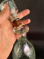 London Winery Ontario Canada Bottle Decanter Glass Cork Glass. Topper Diamonds
