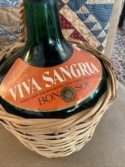 Viva Sangria Spain Vintage Green Glass Bottle In Woven Basket 1/2 Gal Empty