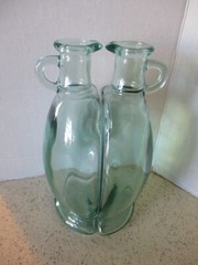 2 OIL & VINEGAR BOTTLES, VETRERIA ETRUSCA ITALY, 16 OZ BOOKEND STYLE, GREEN TINT