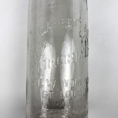 Garrett & Co Virginia Dare American Wine Bottle Clear Glass 1 5/8 Pints No