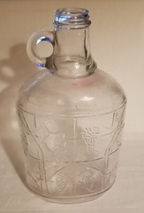 Decorative 1/2 Gallon Grape Wine Bottle Jug Decanter 11&Prime; X 6&Prime;