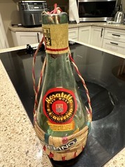 Vtg I.L Ruffino Vin Rose EMPTY Green Wine Bottle Rattan Wrap Original Label-B11