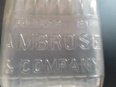 Ambrose Co. Screw Cap 4/5 Pint Wine Bottle
