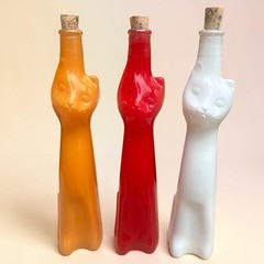 Happy Cat Rheinhessen Riesling Wine Bottles Fire Red/Orange/White Corks Empty
