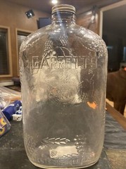 Beautiful GARRETT’S American Wines Vintage Embossed Eagle Bottle Half Gallon