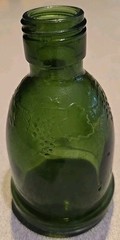 Vintage Wine World Mini Green Glass Bottle with Lid 6.3 fl.oz. 1979 Collectible