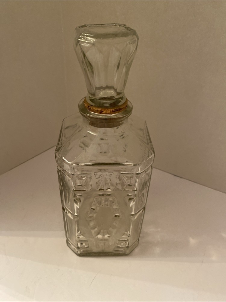 Monarch Wine Co. Clear Glass Decanter Bottle Manischewitz Brooklyn NY *EMPTY*