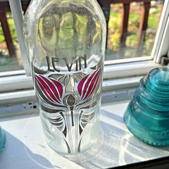 Vintage Le VIN French Wine Bottle Art-Nouveau Porcelain /Rubber Swing Stopper