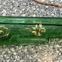 VINTAGE 17”- “CHIANTI” GREEN/GOLD GLASS PISTOL DECANTER-EMPTY