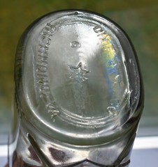 Embossed Grape Lattice Dixie Wine Richmond Va Glass Bottle Early Rare Bottle Cap