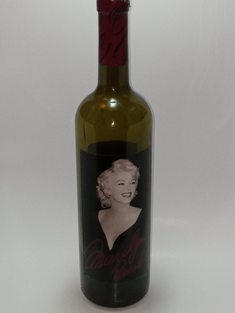 Marilyn monroe Merlot 2006 Empty Bottle