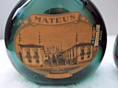 Pair of Vintage Mateus Rose Still Wine 1PT/9 FL OZ. Sogrape of Portugal EMPTY