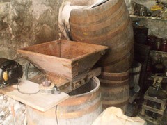 ANTIQUE wine making equiptment 1920-1940
