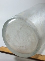 VTG WIDMER’S WINE BOTTLE Widmer’s Wine Cellar Inc. Naples, NY. 4/5 QUART 9.5”