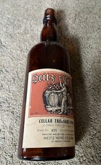 RARE VINTAGE HEITZ CELLARS ST. HELENA, CA CELLAR TREASURE PORT EMPTY WINE BOTTLE