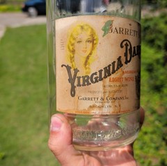 Vintage Garrett’s Virginia Dare Labeled 1/2 Gallon Wine Bottle Brooklyn NY Large