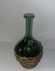 VINTAGE HAND BLOWN GREEN GLASS WINE BOTTLE DECANTER FROM ITALY